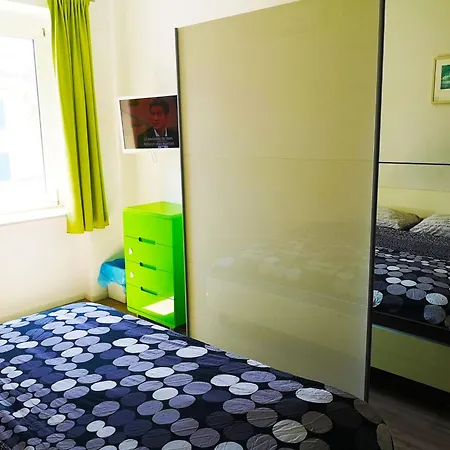 Chillax Guest house Split